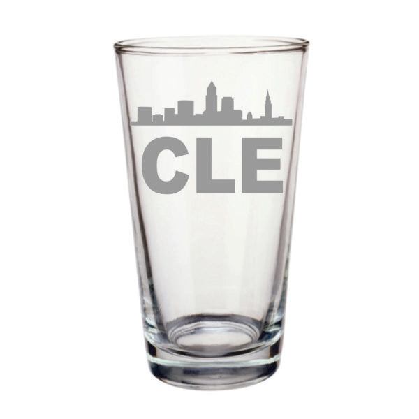 This pint glass features the Cleveland skyline with the letters C L E.  Pint glass is 16oz and laser etched.  Dishwasher safe.